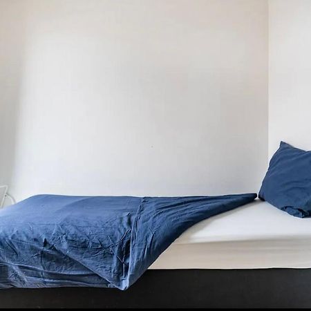 4-Bedroom- Central Located- 120 Sqr Meter Apartment Amsterdam Bagian luar foto