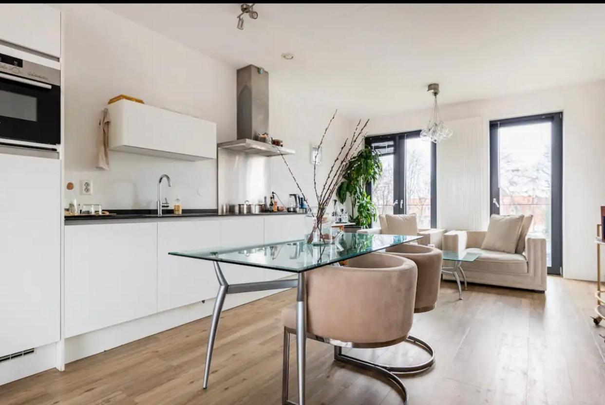 4-Bedroom- Central Located- 120 Sqr Meter Apartment Amsterdam Bagian luar foto